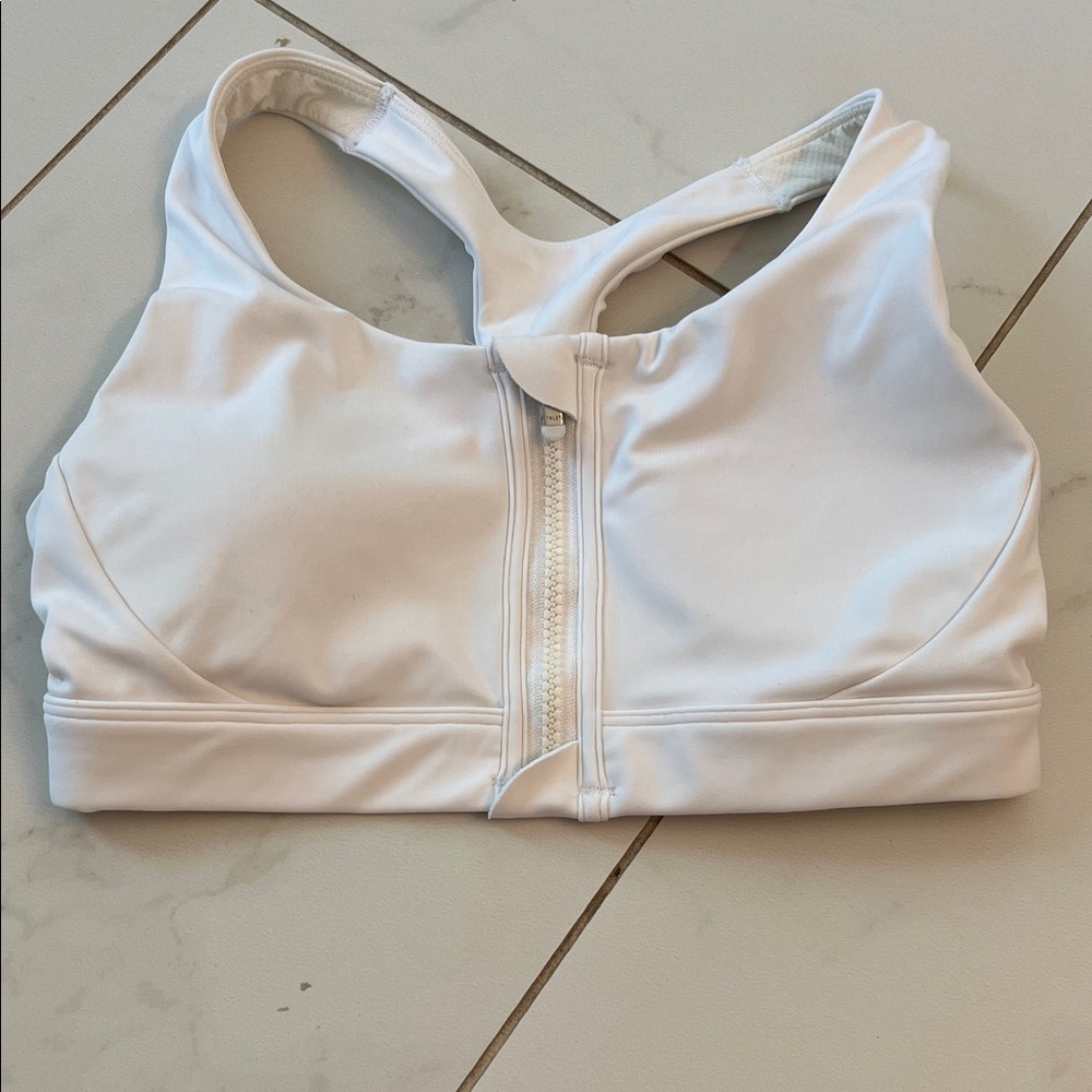 White Women's Sports bra front zip Athleta small a-c